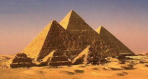 Chefren-Pyramide, Cheops-Pyramide und Mykerinos-Pyramide