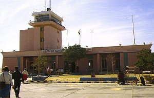 Abu Simbel, Flughafen