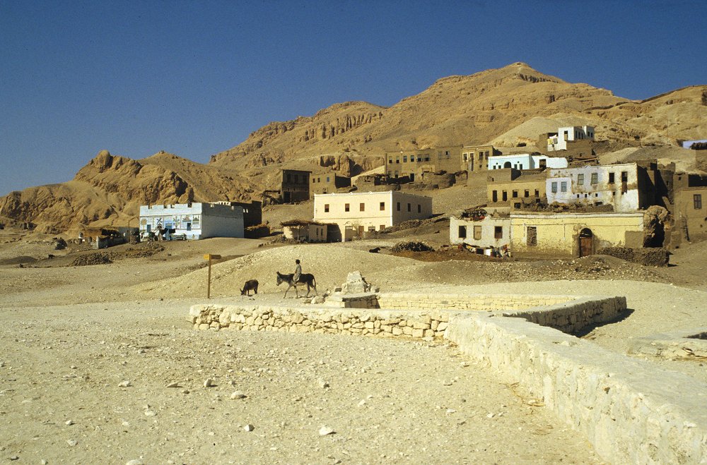 Dorf bei Luxor, vermutlich al-Qurna