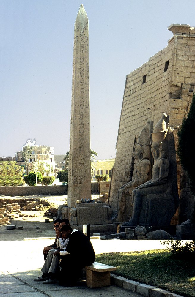 Obelisk Ramses II. am Luxor-Tempel