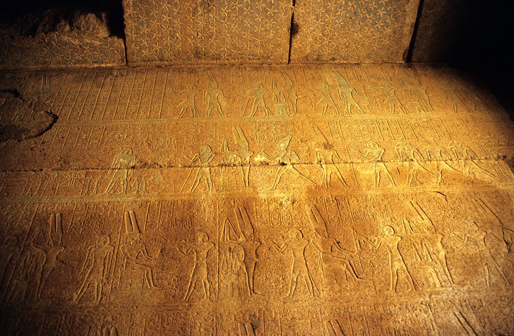 Reliefs an der Tempelanlage von Karnak